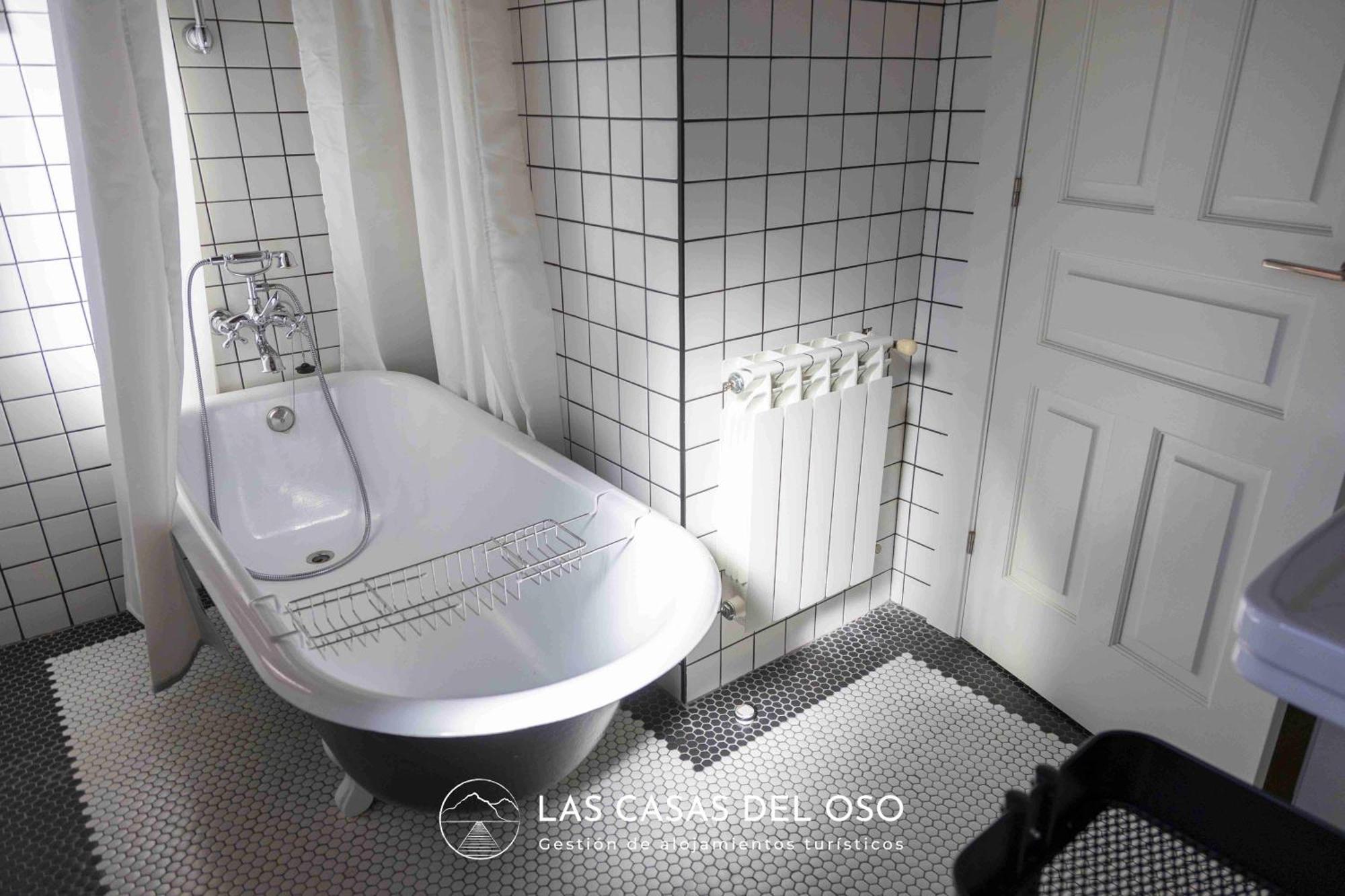 El Mirador De San Trocaya - Las Casas Del Oso Villamarcel Extérieur photo